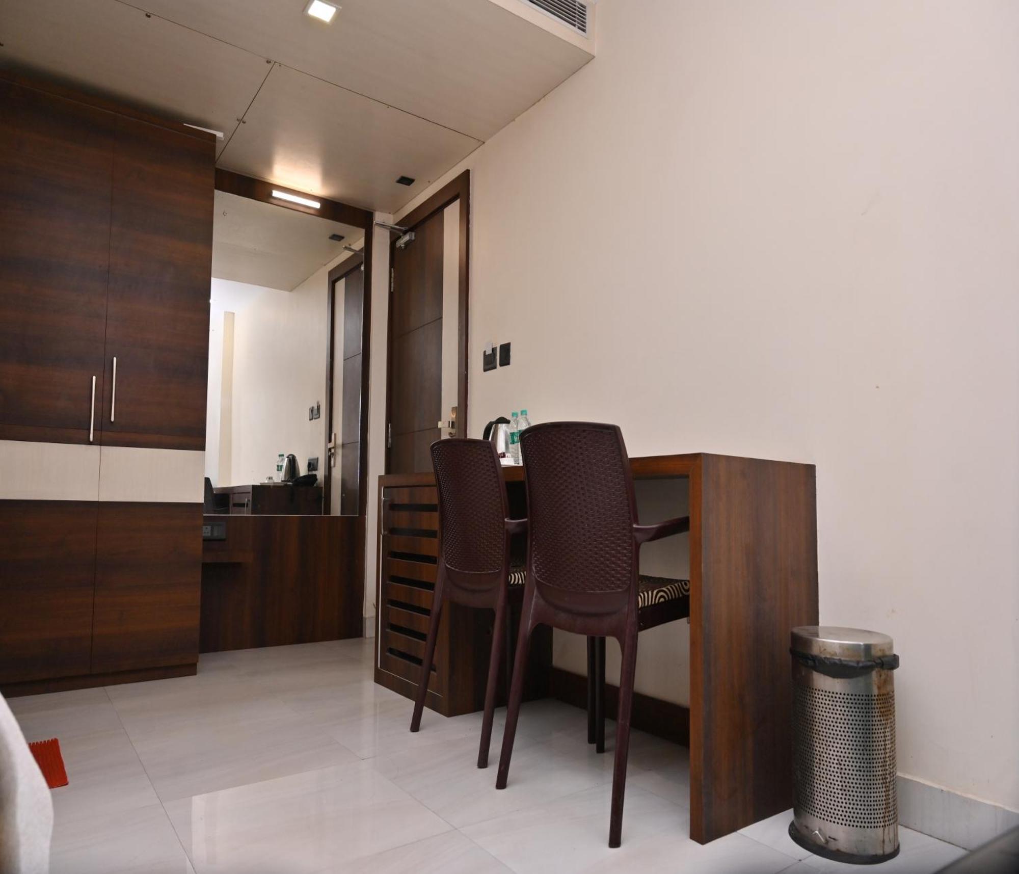 Hotel Silver Land New Digha With Rooftop Pool Zewnętrze zdjęcie