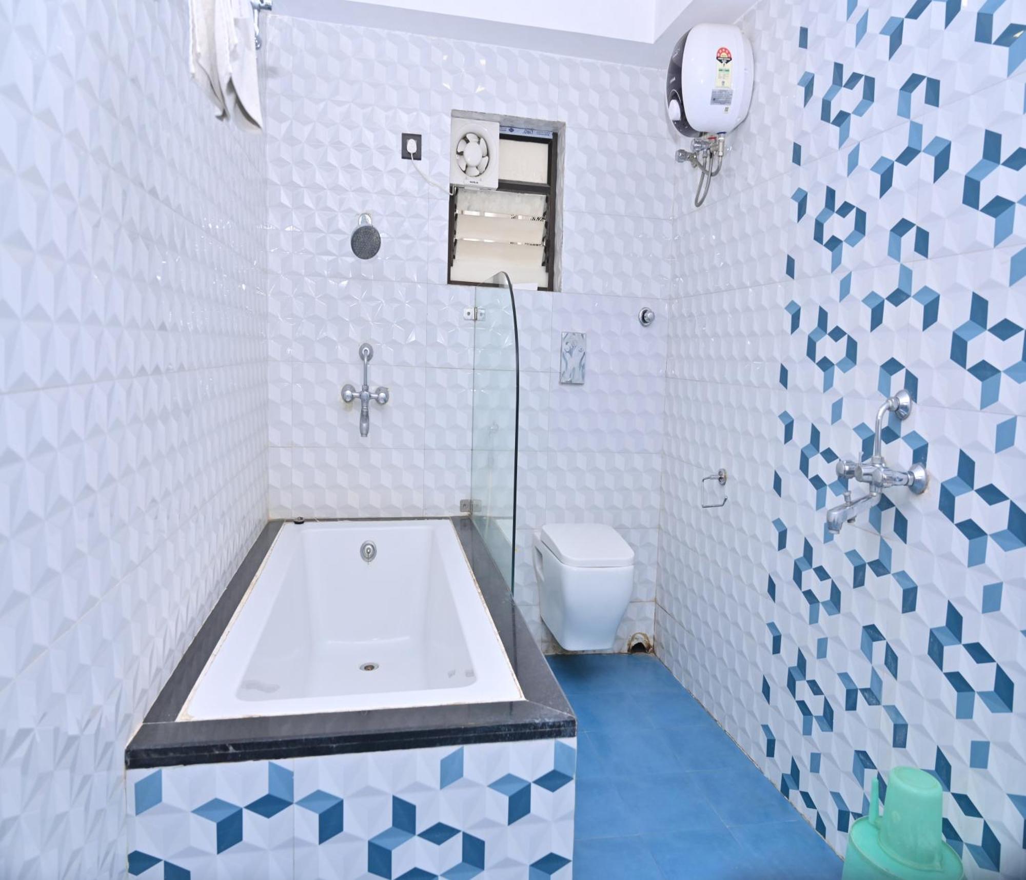 Hotel Silver Land New Digha With Rooftop Pool Zewnętrze zdjęcie